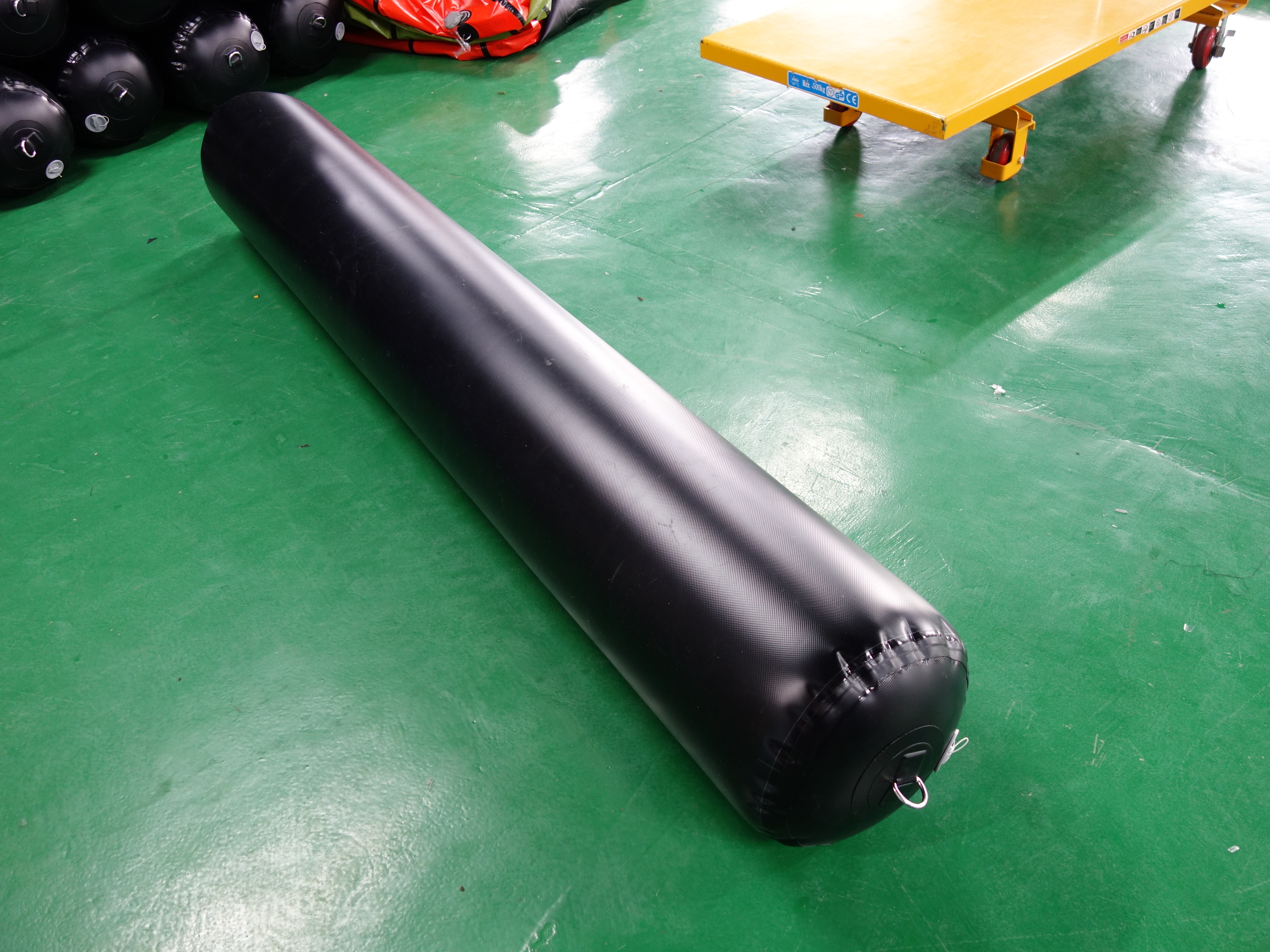PVC Inflatable Long Floating Cylinder