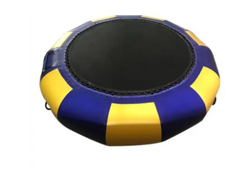 inflatable floating water trampoline